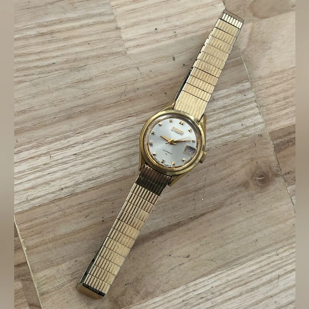 Seiko Rare Vintage Gold Plated Automatic Ladies Watch 21 Jewels Silver Dial Date